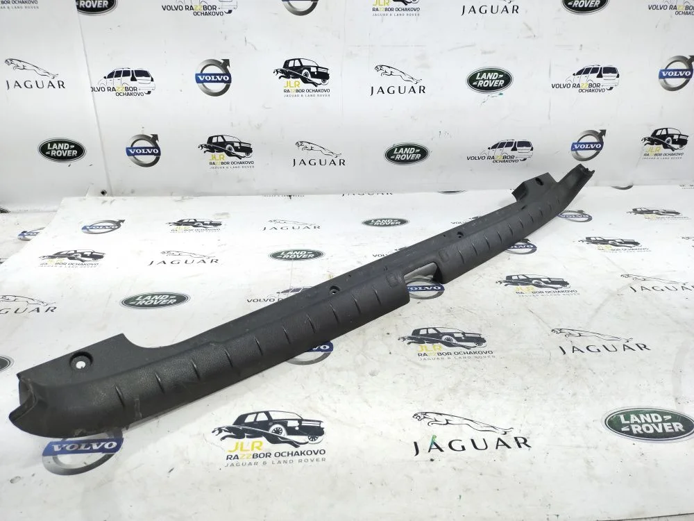 Накладка порога багажника Volvo V70 XC70 2000-2007